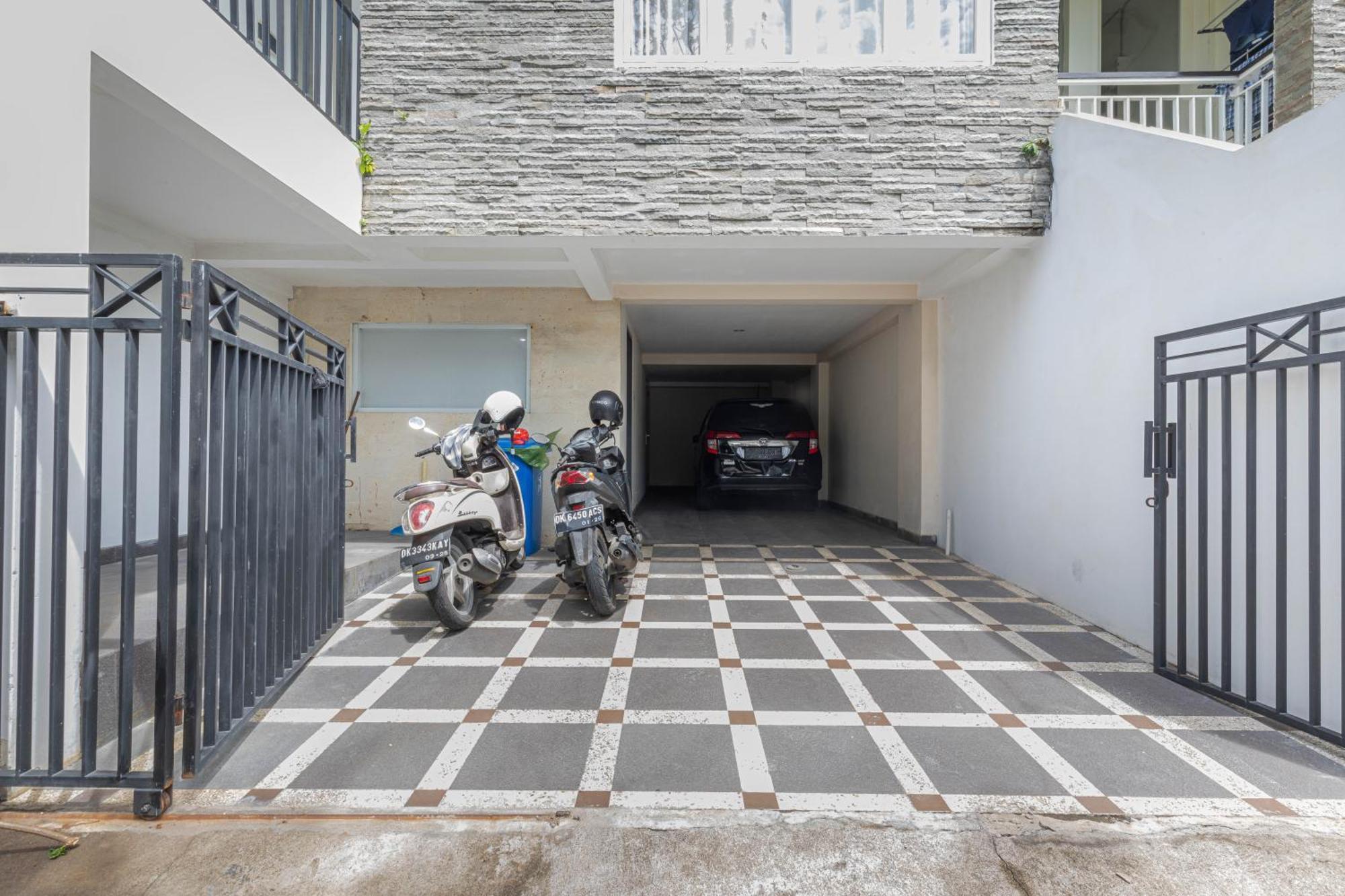 Vila Apartemen *